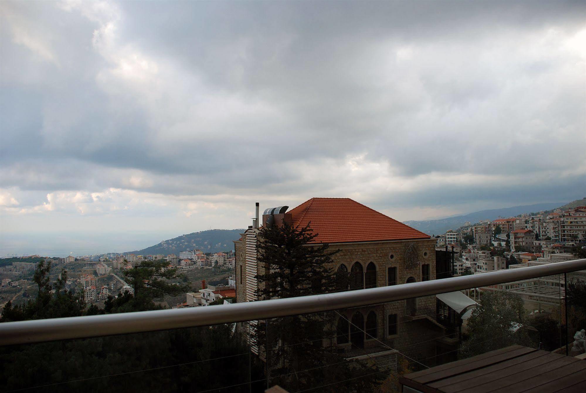 City Suite Aley Bagian luar foto
