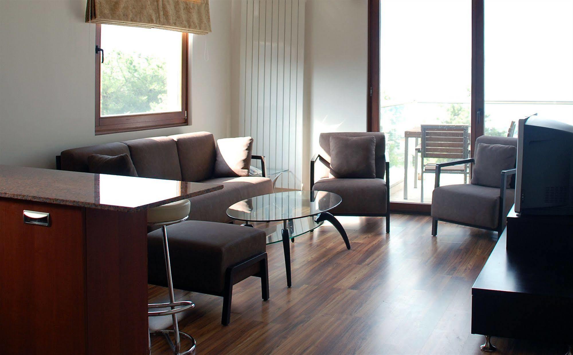 City Suite Aley Bagian luar foto